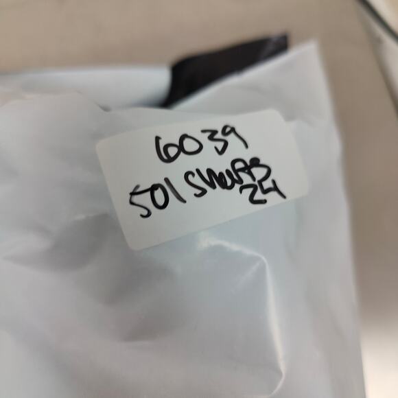 Levi's 501 Shorts Womens 24 Echo Park Distressed Cut Offs Button‎ Fly Grunge - Picture 8 of 8